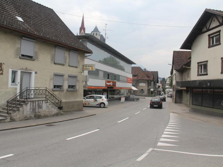 Im Bürgerforum werden schnelle Verkehrsmaßnahmen für die Landesstraße 50 gefordert.