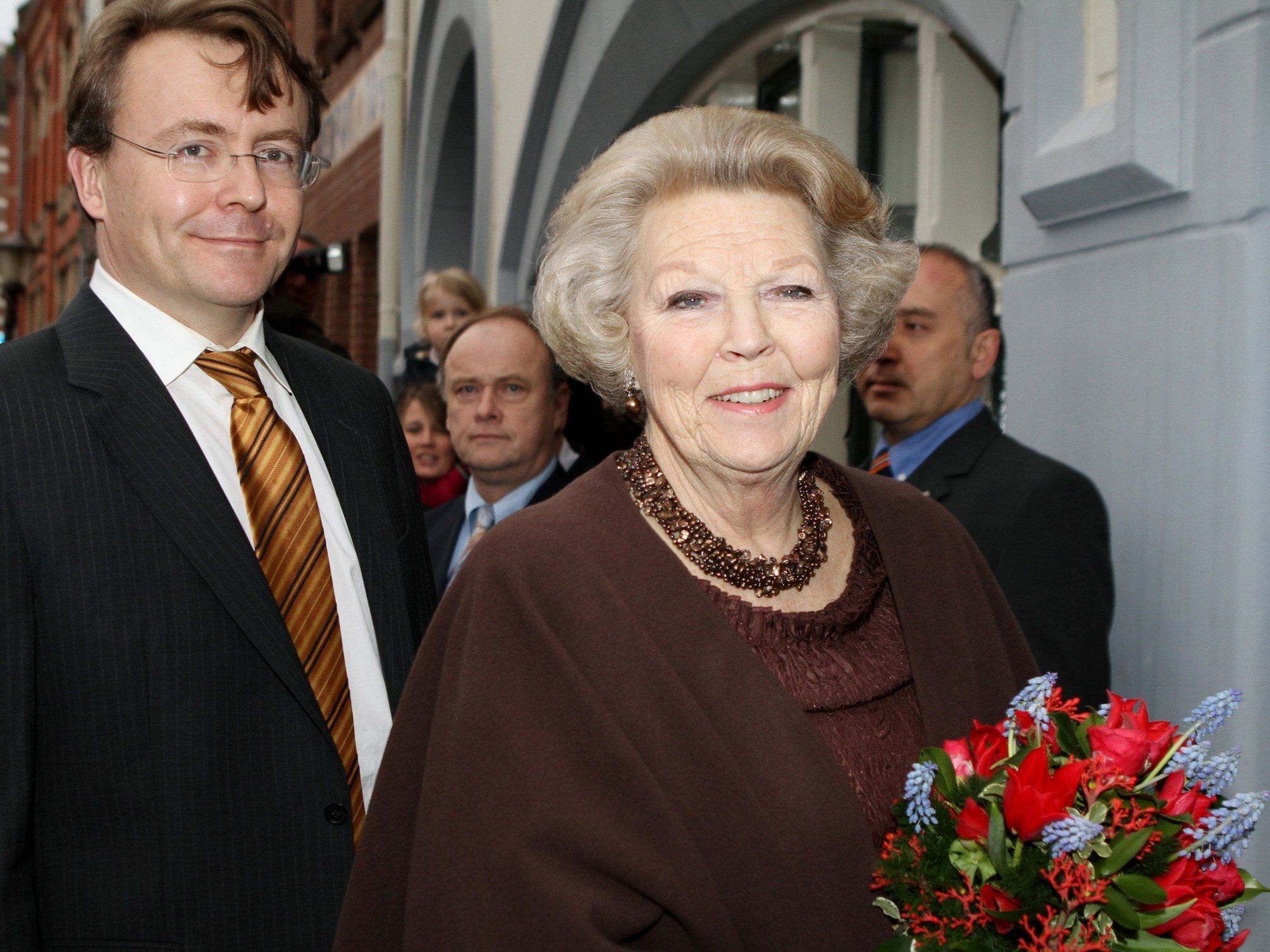 Prinz Friso mit seiner Mutter Beatrix (Archiv 2011) Prinz Friso mit seiner Mutter Beatrix (Archiv 2011)