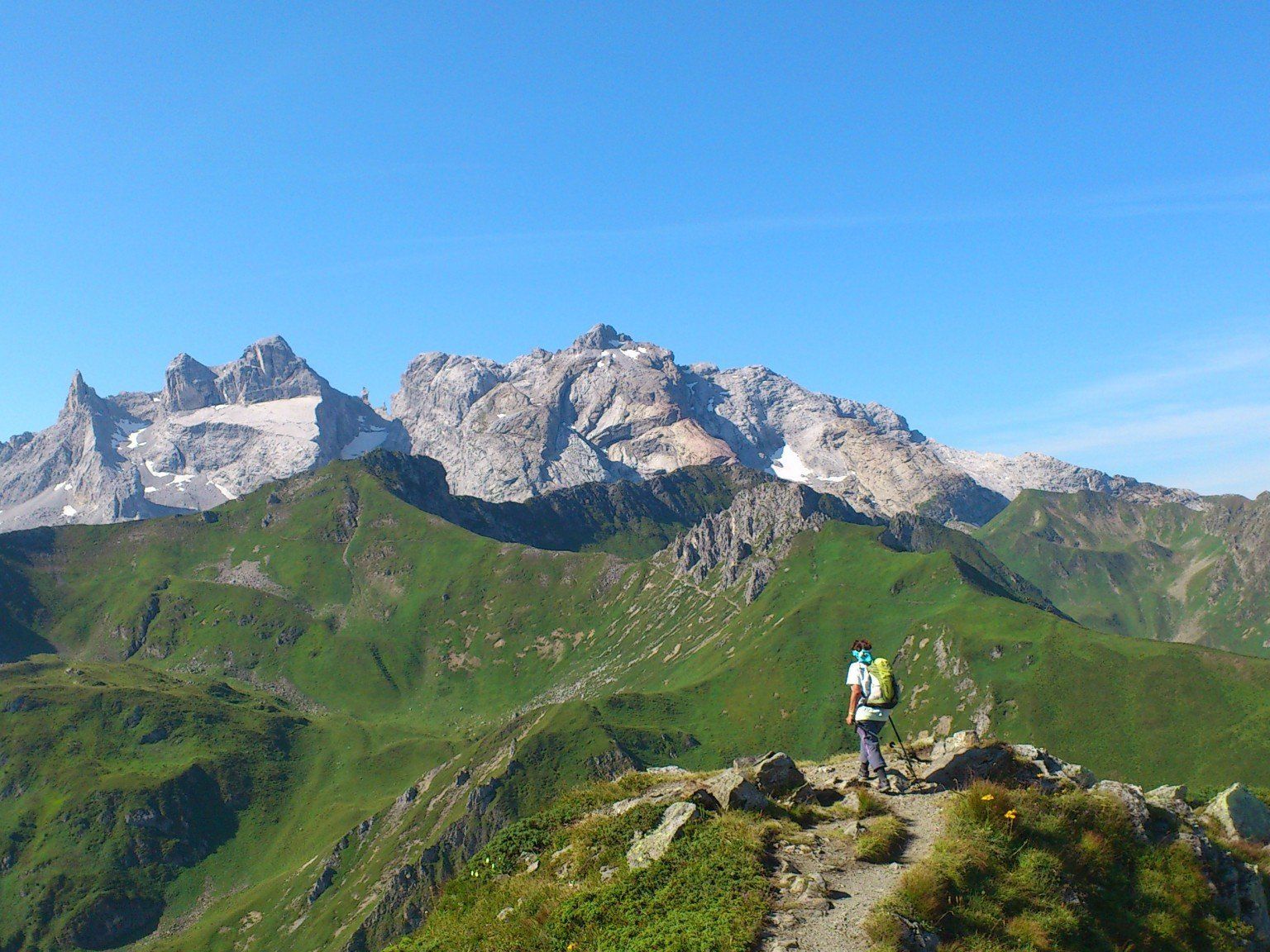 Golmer Höhenweg mit Blick auf die drei Türme. Golmer Höhenweg mit Blick auf die drei Türme.
