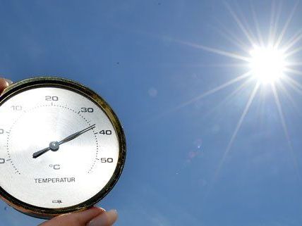 Am Donnerstag wurde ein neuer Hitzerekord aufgestellt. Am Donnerstag wurde ein neuer Hitzerekord aufgestellt.