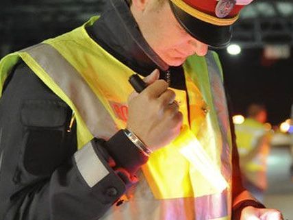 Wien-Ottakring: Mann entzieht sich Personenkontrolle – zwei verletzte Polizisten Wien-Ottakring: Mann entzieht sich Personenkontrolle – zwei verletzte Polizisten