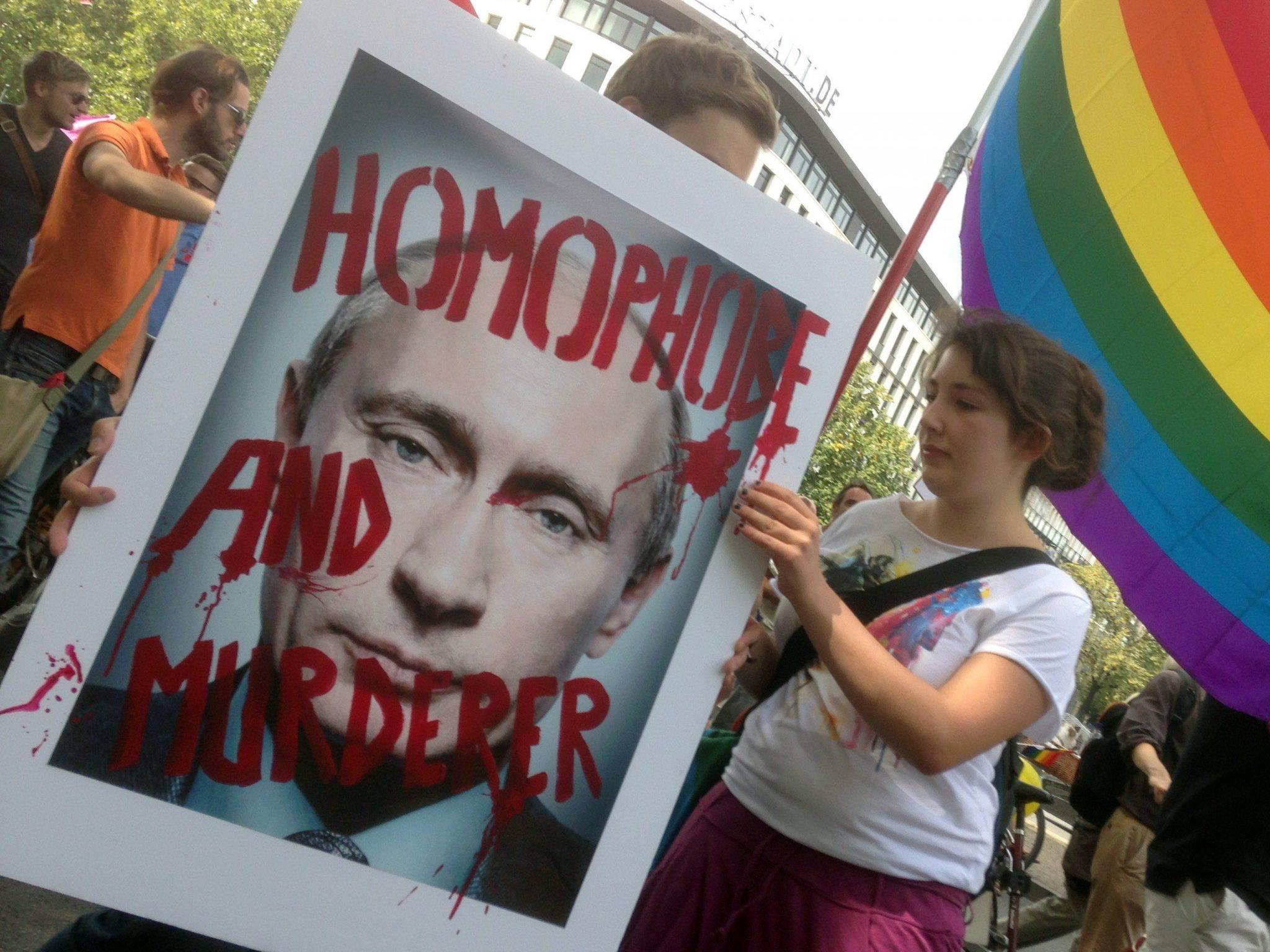Kundgebung in Berlin gegen umstrittenes russisches Homosexuellengesetz