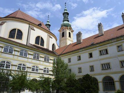 Asyl - IGGiÖ lädt zum Fastenbrechen im Servitenkloster Asyl - IGGiÖ lädt zum Fastenbrechen im Servitenkloster