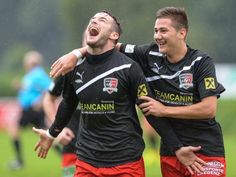 Viktoria Bregenz feiert mit dem 2:1-Heimsieg gegen Schruns den ersten Saisonerfolg. Viktoria Bregenz feiert mit dem 2:1-Heimsieg gegen Schruns den ersten Saisonerfolg.