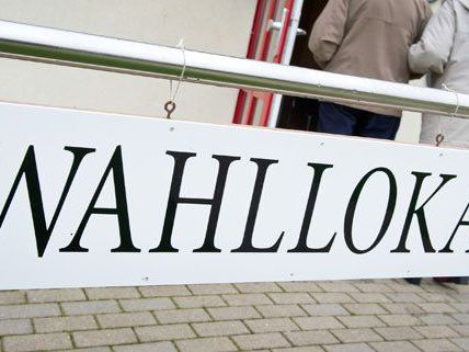 6,384.296 Österreicher dürfen an der Nationalratswahl teilnehmen. 6,384.296 Österreicher dürfen an der Nationalratswahl teilnehmen.