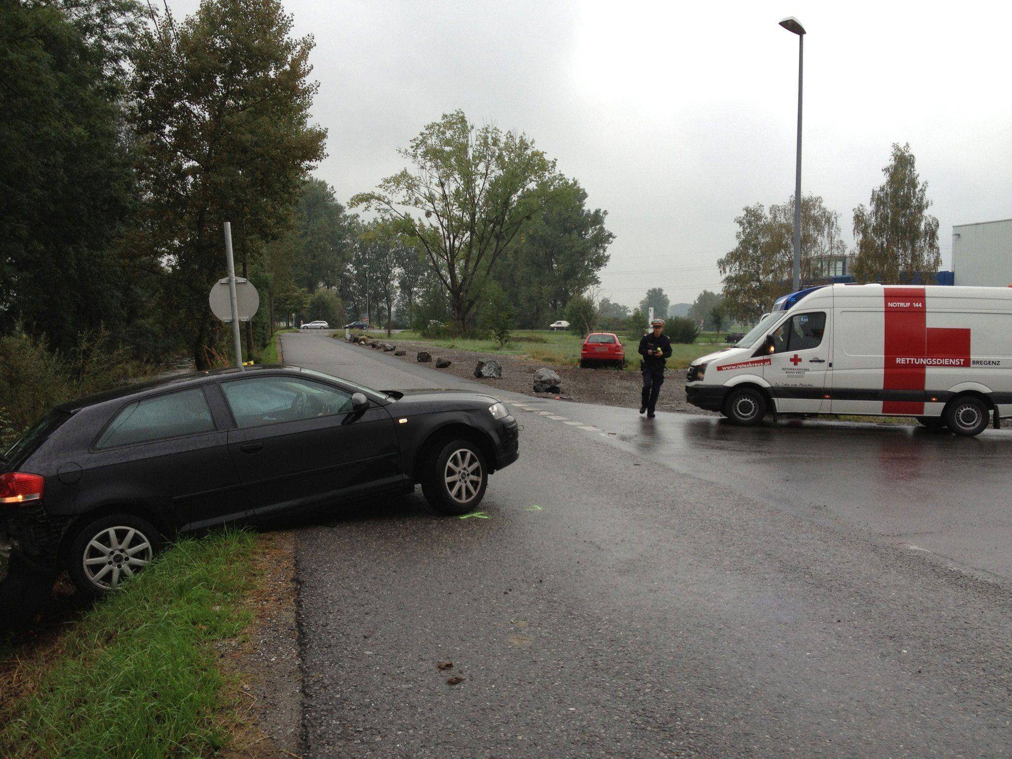 Verkehrsunfall in Wolfurt: drei Frauen leicht verletzt.