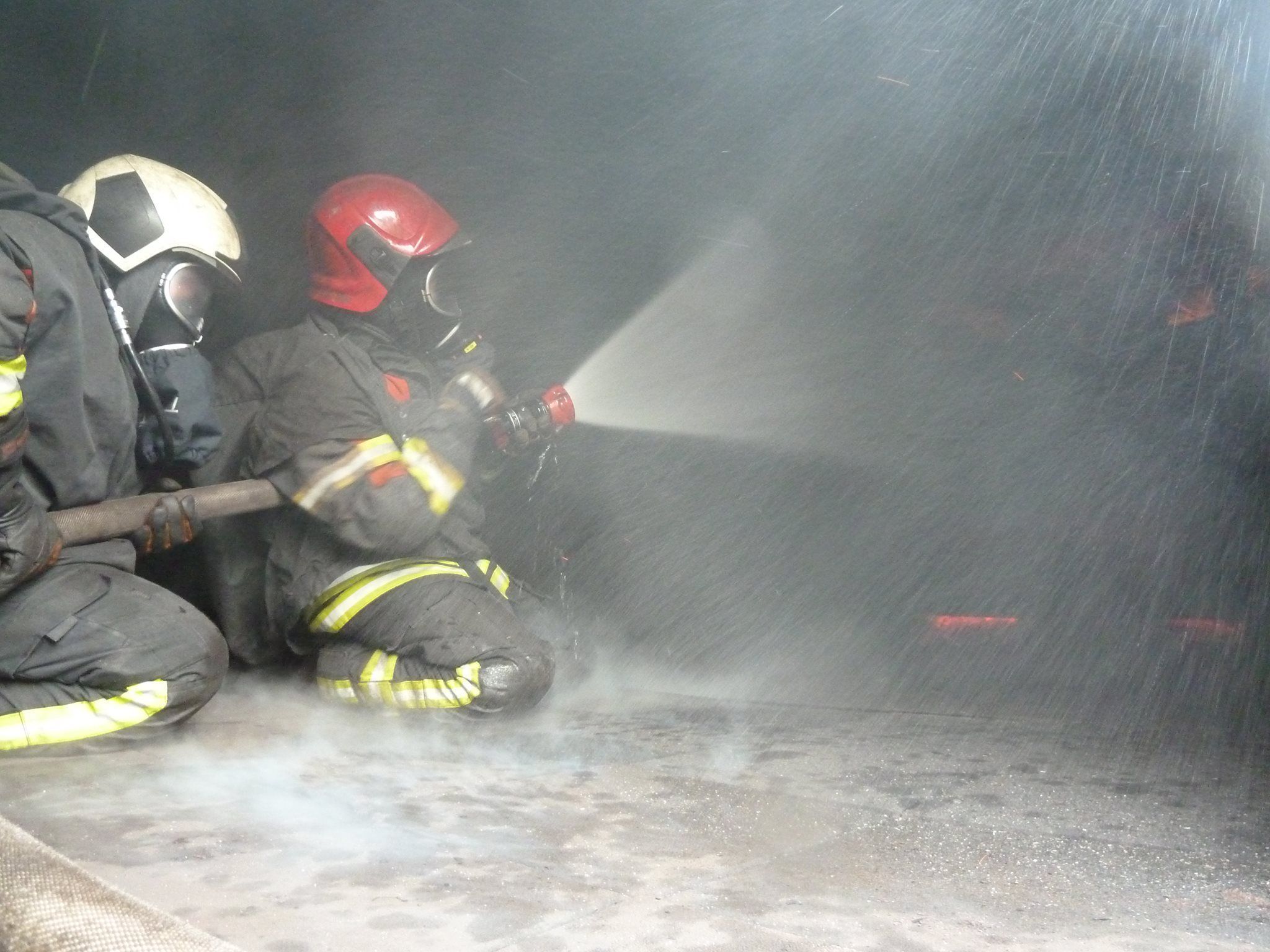 Ausbildung und Teamwork unter extremen Bedingungen Ausbildung und Teamwork unter extremen Bedingungen