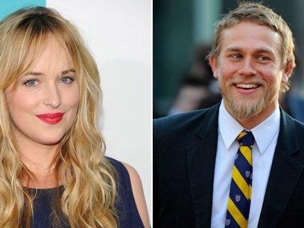 Dakota Johnson und Charlie Hunnam spielen die Hautprollen in "50 Shades of Grey". Dakota Johnson und Charlie Hunnam spielen die Hautprollen in "50 Shades of Grey".
