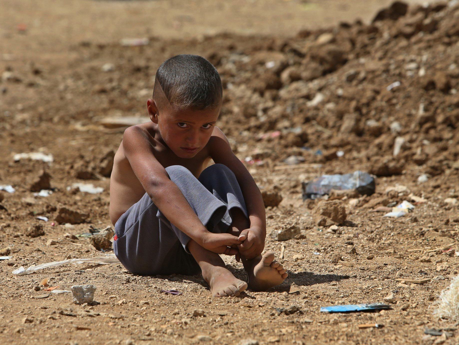 Wichtigste Akteure gewinnen durch geplante Chemiewaffen-Abrüstung - vor Ort wird sich eher nichts ändern. Wichtigste Akteure gewinnen durch geplante Chemiewaffen-Abrüstung - vor Ort wird sich eher nichts ändern.
