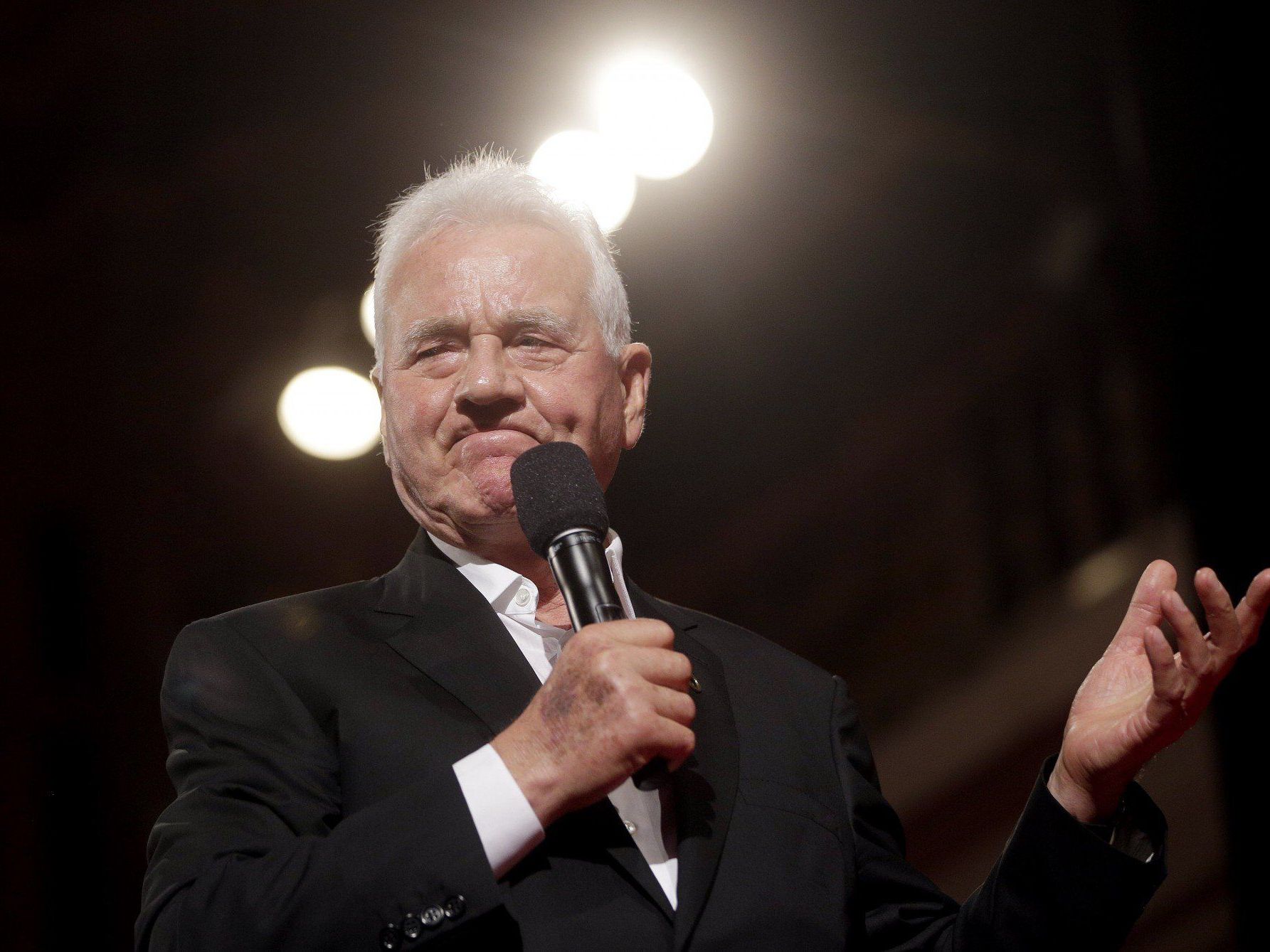 Lugar und Vetter ersetzen den Parteigründer in Puls 4-Runde und "Im Zentrum". Lugar und Vetter ersetzen den Parteigründer in Puls 4-Runde und "Im Zentrum".