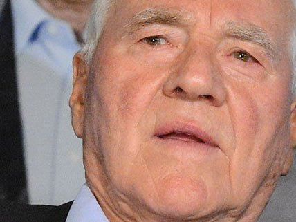 NR-Wahl: Team Stronach beruft Sondersitzung zu Lehrerdienstrecht ein NR-Wahl: Team Stronach beruft Sondersitzung zu Lehrerdienstrecht ein