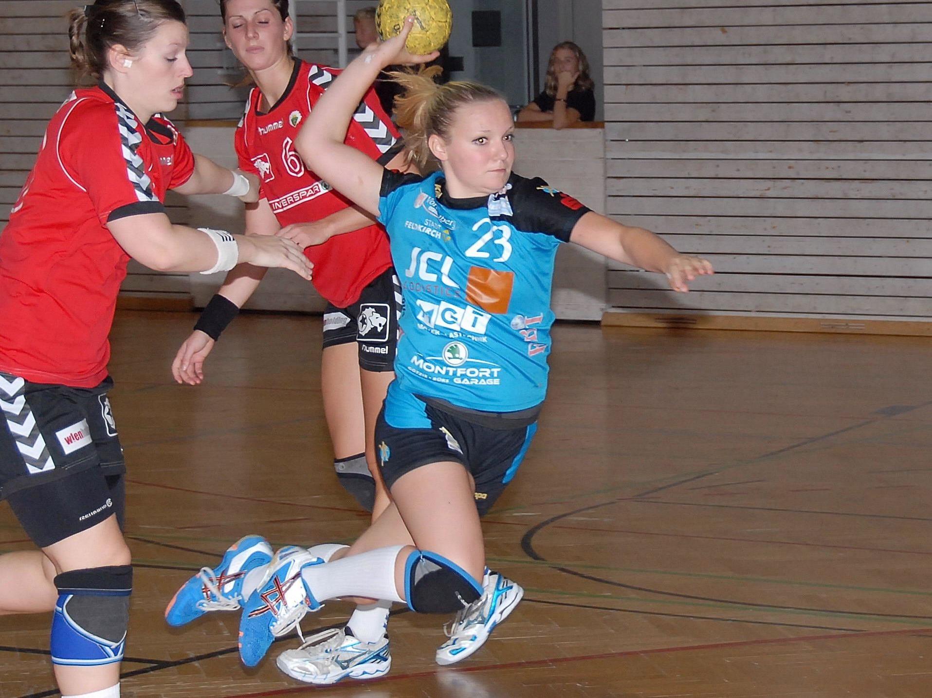 Feldkirchs Handballdamen gewinnen das Heimspiel gegen MGA Fivers mit sechs Toren Differenz.