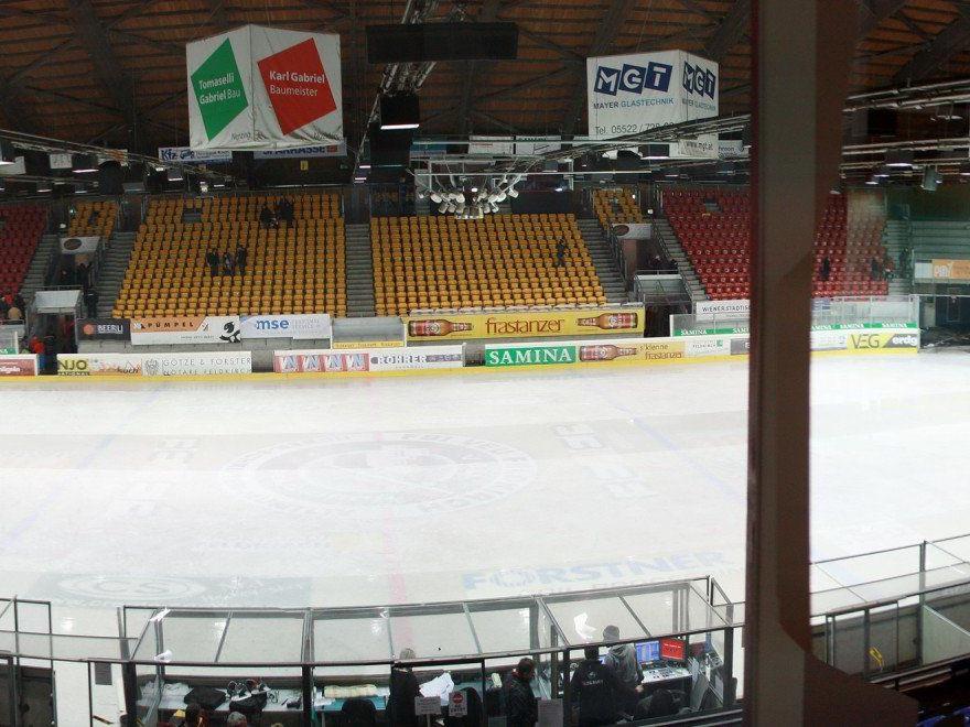 Die Eisfläche in der Vorarlberghalle ist erst ab Mitte Oktober wieder benützbar.