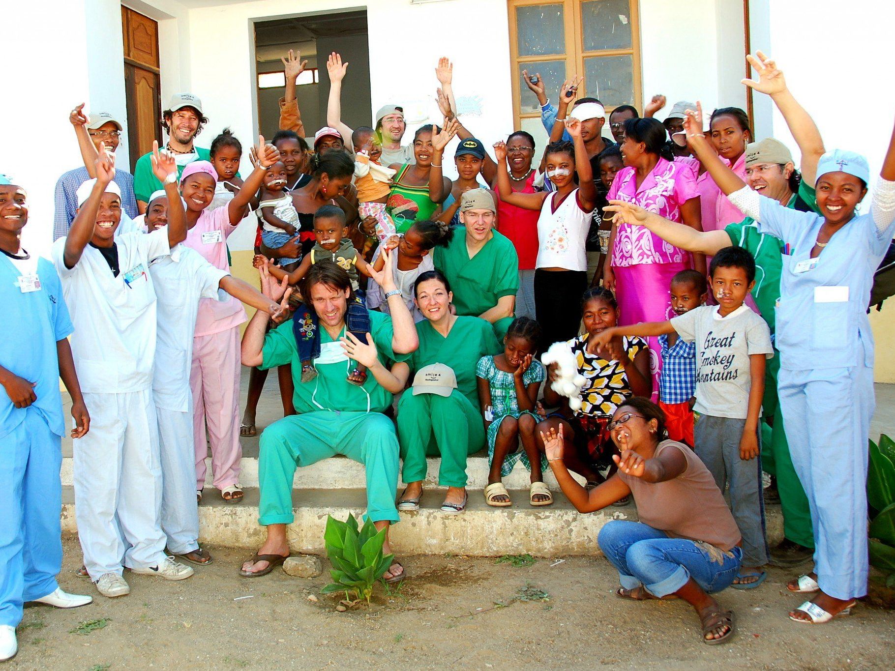 Das Vorarlberger OP-Team in Magadaskar Das Vorarlberger OP-Team in Magadaskar