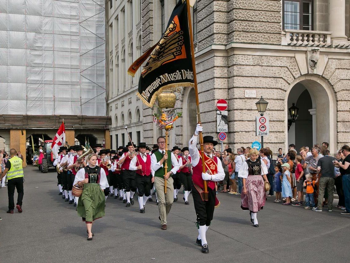 Festumzug Erntedankfest Wien Festumzug Erntedankfest Wien