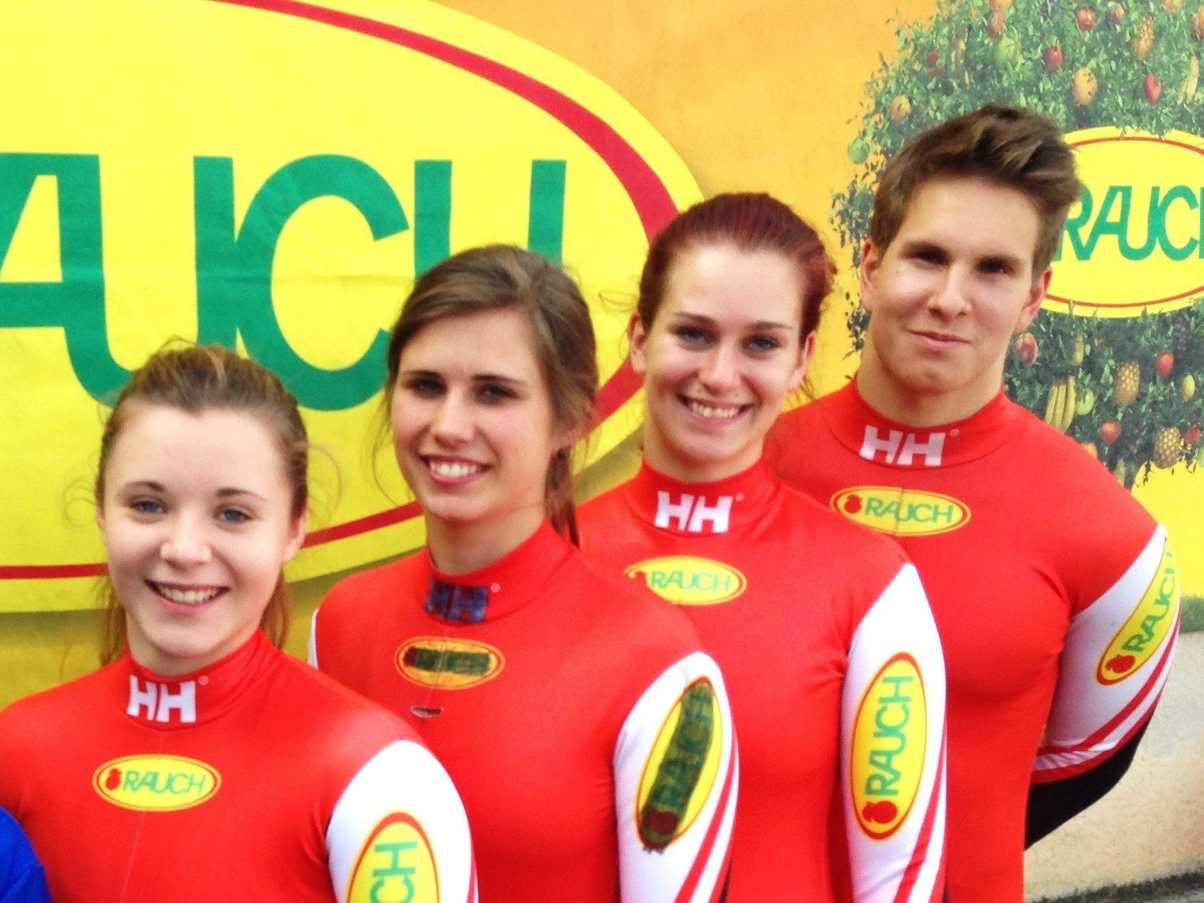 Das Bludenzer Juniorenteam (v.l.): Sarah Tomaselli, Melina Heinzelmaier, Katrin Heinzelmaier, Thomas Steu. Das Bludenzer Juniorenteam (v.l.): Sarah Tomaselli, Melina Heinzelmaier, Katrin Heinzelmaier, Thomas Steu.