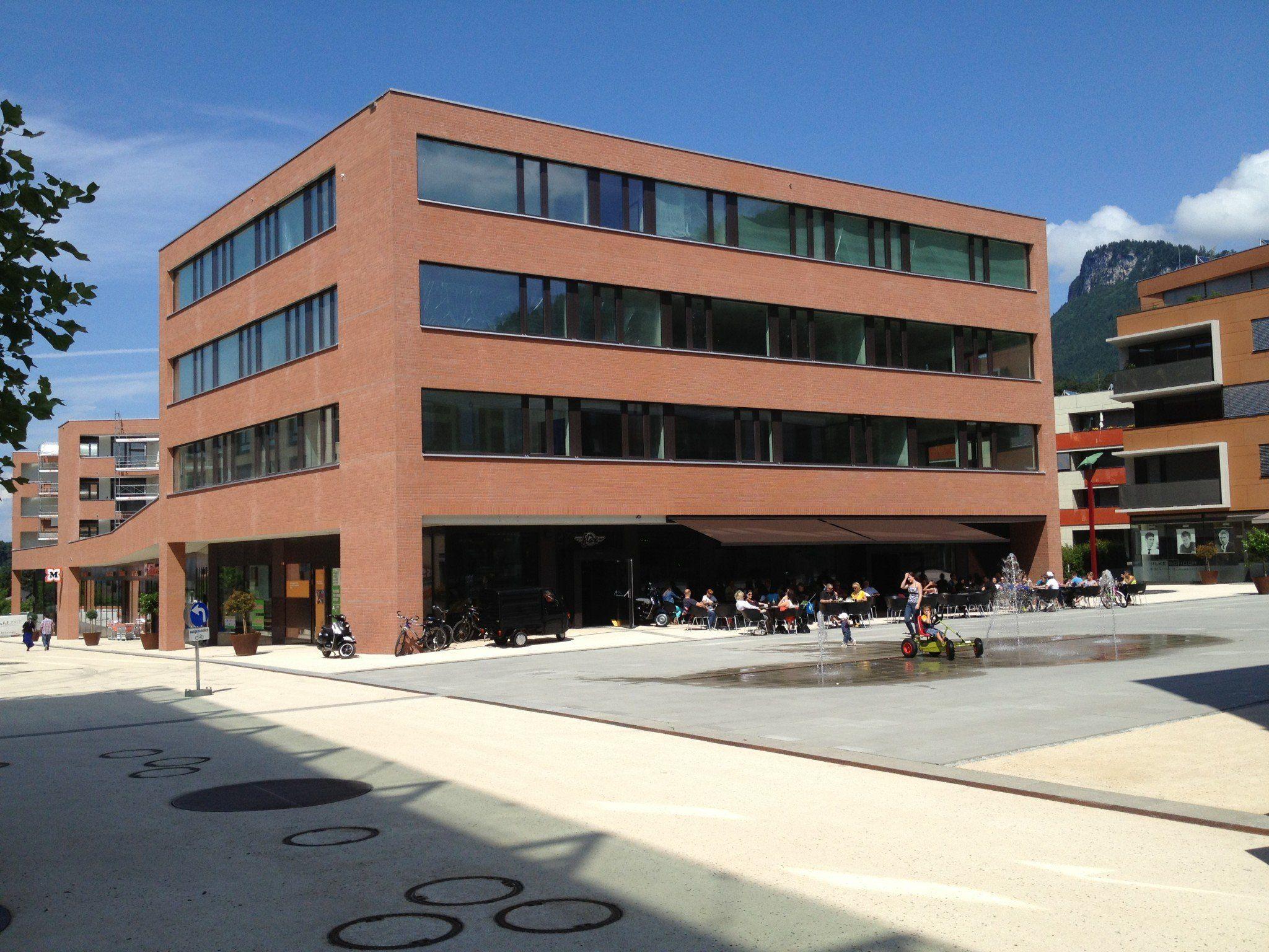 Das neue "Bildungshaus" am Garnmarkt eröffnet heute offiziell - heute und morgen findet ein Tag der offenen Tür statt.