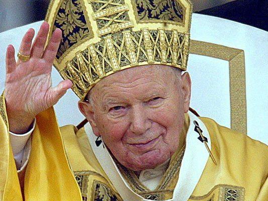 Gemeinsam mit Vorgänger Johannes XXIII. - Viele Pilger zu Fest eine Woche nach Ostern erwartet