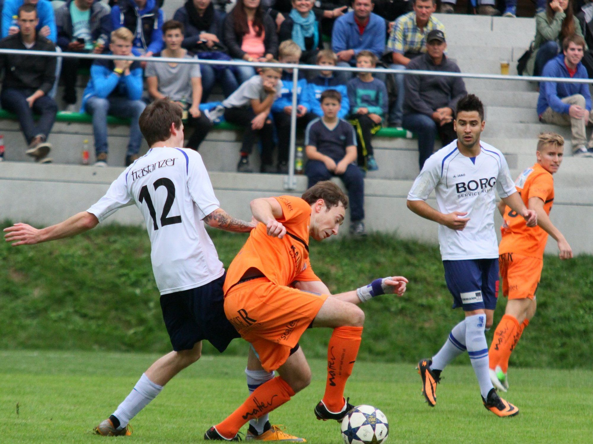 Bizau und Nenzing trennten sich mit einem 3:3-Unentschieden, 600 Fans sahen ein tolles Spiel. Bizau und Nenzing trennten sich mit einem 3:3-Unentschieden, 600 Fans sahen ein tolles Spiel.