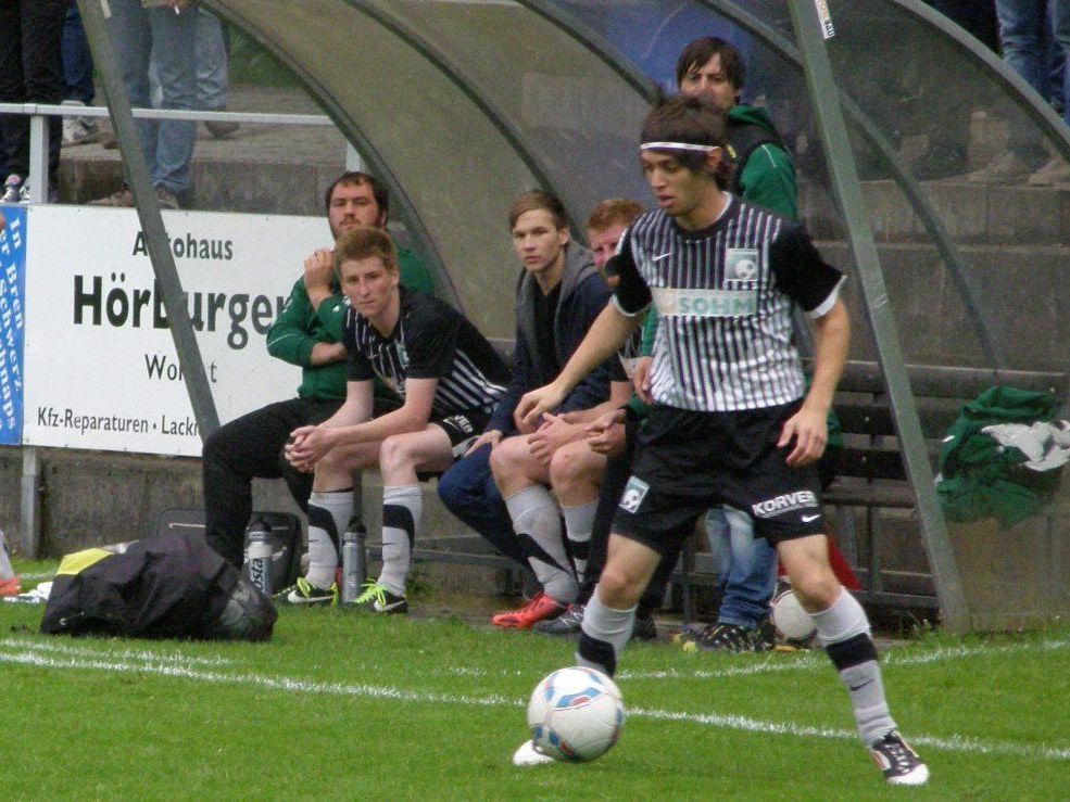 Der Alberschwender Stürmer Hakan Öztürk möchte gegen Bizau sein Trefferkonto erhöhen. Der Alberschwender Stürmer Hakan Öztürk möchte gegen Bizau sein Trefferkonto erhöhen.