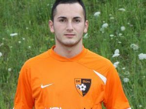 Albert Prenaj traf noch vor der Pause zum 1:2-Anschlusstreffer. Am Ende spielte Bürs 2:2 in St. Gallenkirch. Albert Prenaj traf noch vor der Pause zum 1:2-Anschlusstreffer. Am Ende spielte Bürs 2:2 in St. Gallenkirch.