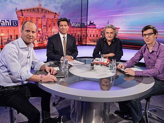 (v.l.) Matthias Strolz von den NEOS, Moderator Hans Bürger, Mirko Messner von der KPÖ und Mario Wieser von der Piratenpartei im Rahmen der "Diskussion der Kleinparteien" im ORF (v.l.) Matthias Strolz von den NEOS, Moderator Hans Bürger, Mirko Messner von der KPÖ und Mario Wieser von der Piratenpartei im Rahmen der "Diskussion der Kleinparteien" im ORF