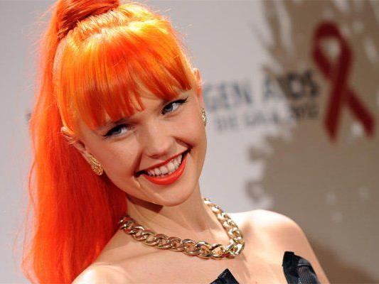 Das deutsche IT-Girl Bonnie Strange ist heuer ebenfalls in Wien. Das deutsche IT-Girl Bonnie Strange ist heuer ebenfalls in Wien.