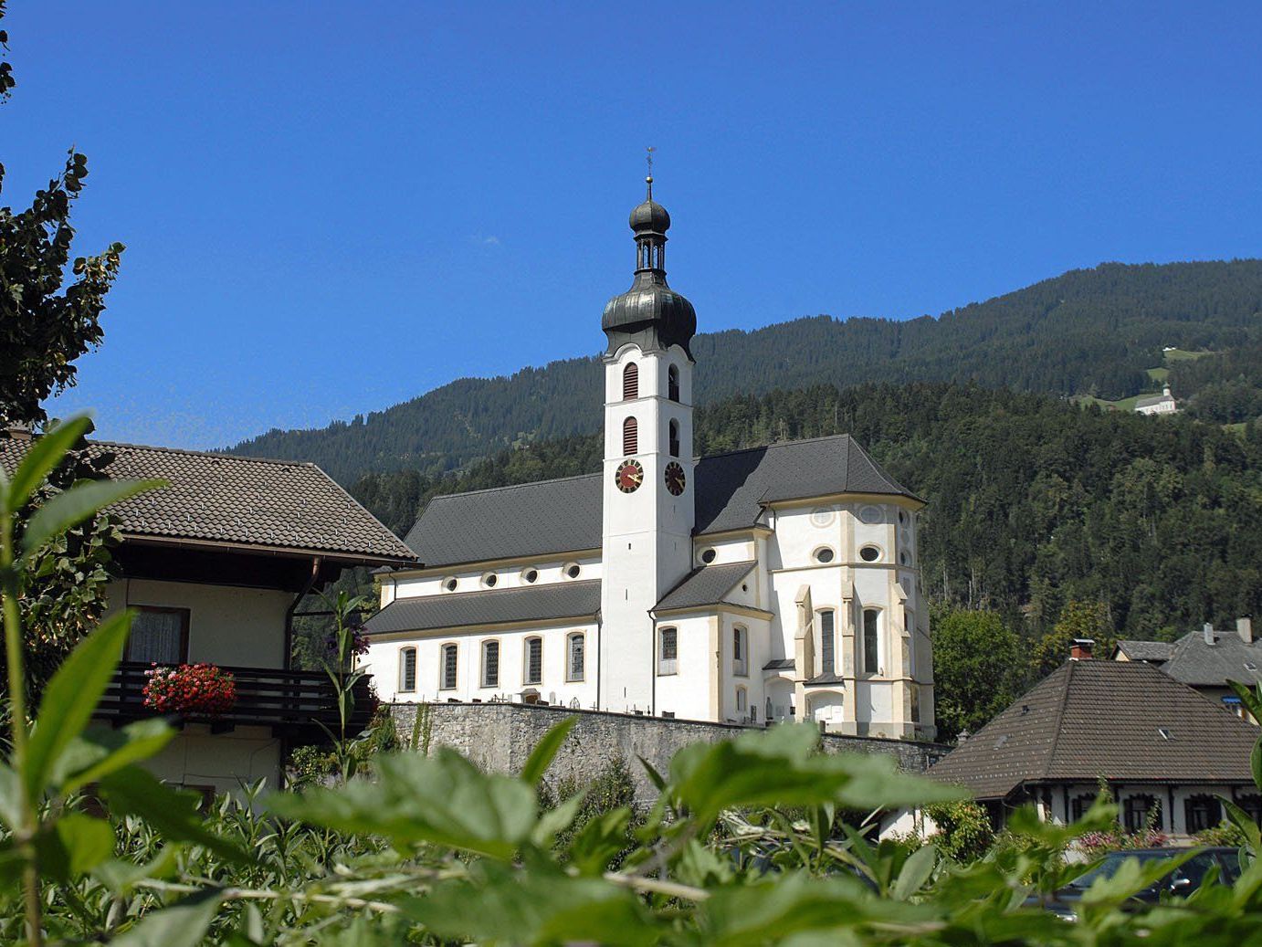 Die Pfarre Tschagguns lädt die Gläubigen zur Patroziniumsmesse in die Pfarrkirche Mariä Geburt. Die Pfarre Tschagguns lädt die Gläubigen zur Patroziniumsmesse in die Pfarrkirche Mariä Geburt.