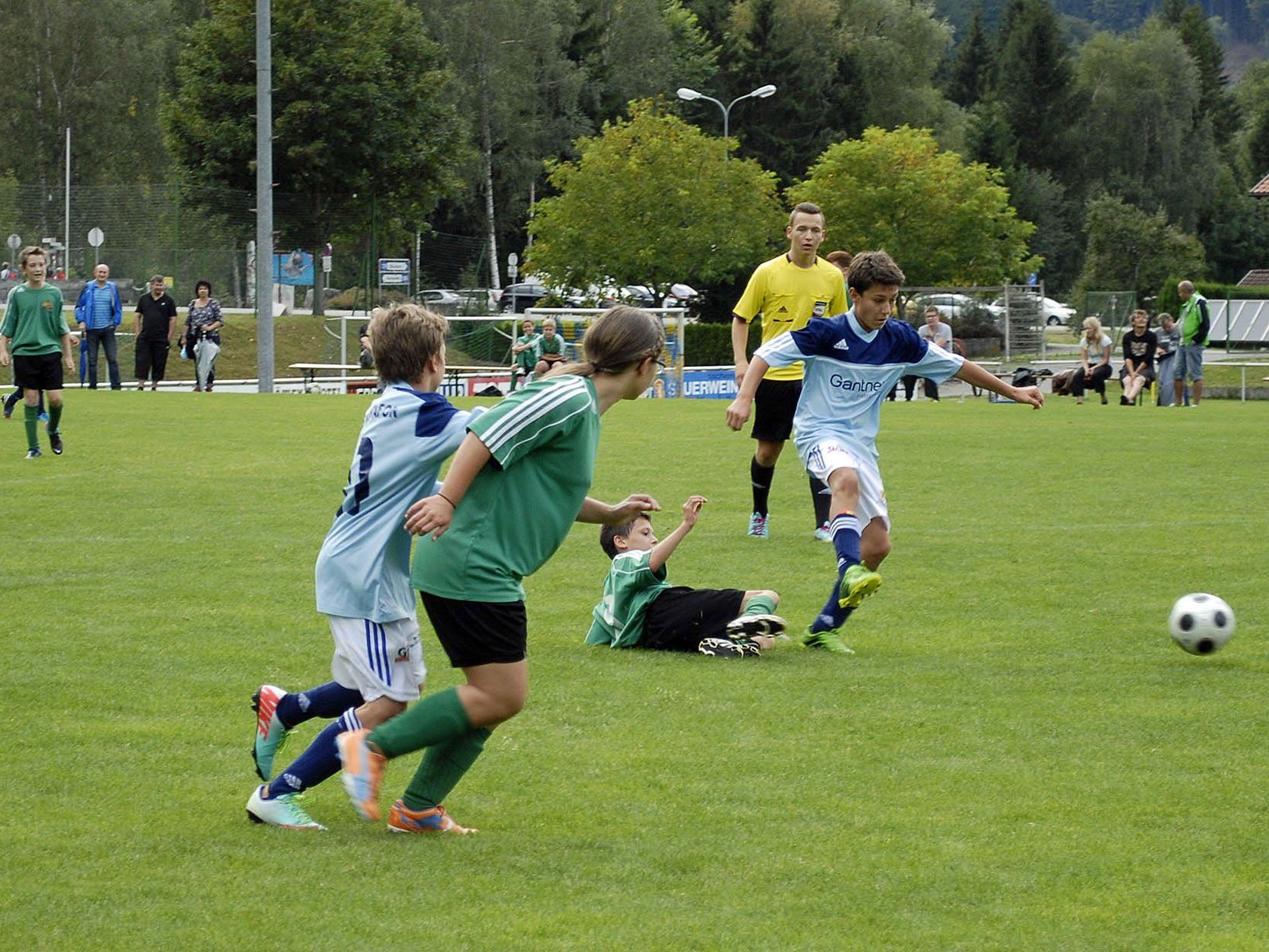 Besonders in der zweiten Halbzeit zeigte die SPG Montafon U14 tollen Jugendfußball. Besonders in der zweiten Halbzeit zeigte die SPG Montafon U14 tollen Jugendfußball.