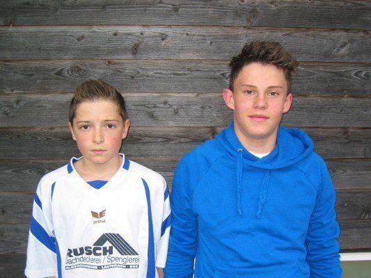 Der erst 16jährige Thomas Winterling (Bild rechts) erzielte den ersten Saionstreffer für das FZM. Der erst 16jährige Thomas Winterling (Bild rechts) erzielte den ersten Saionstreffer für das FZM.