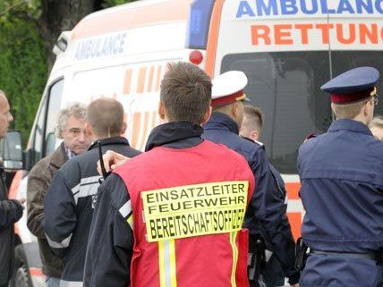 Drei leblose Personen wurde am Sonntag in Wien-Favoriten gefunden. Drei leblose Personen wurde am Sonntag in Wien-Favoriten gefunden.