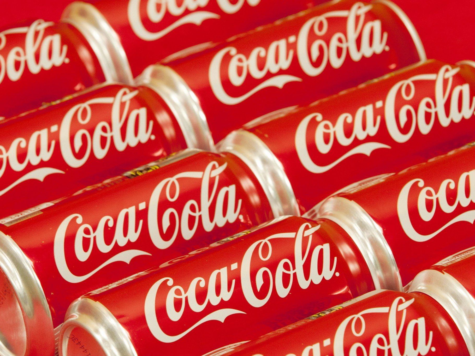 Coca-Cola wurde als wertvollste Marke abgelöst - jetzt steht Apple an der Spitze. Coca-Cola wurde als wertvollste Marke abgelöst - jetzt steht Apple an der Spitze.