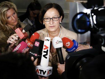 Kritik am Polizeieinsatz in Annaberg weist Johanna Mikl-Leitner zurück. Kritik am Polizeieinsatz in Annaberg weist Johanna Mikl-Leitner zurück.