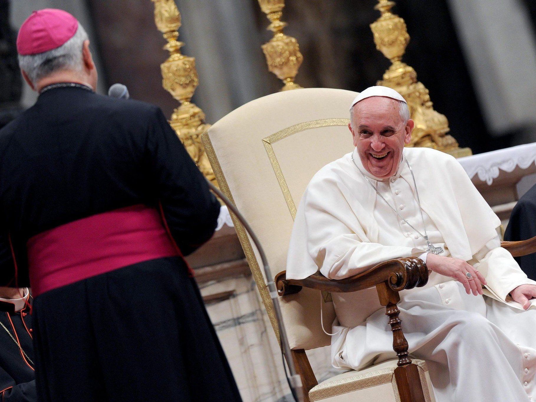 Papst-Kritik an der katholischen Kirche erregt Aufsehen Papst-Kritik an der katholischen Kirche erregt Aufsehen