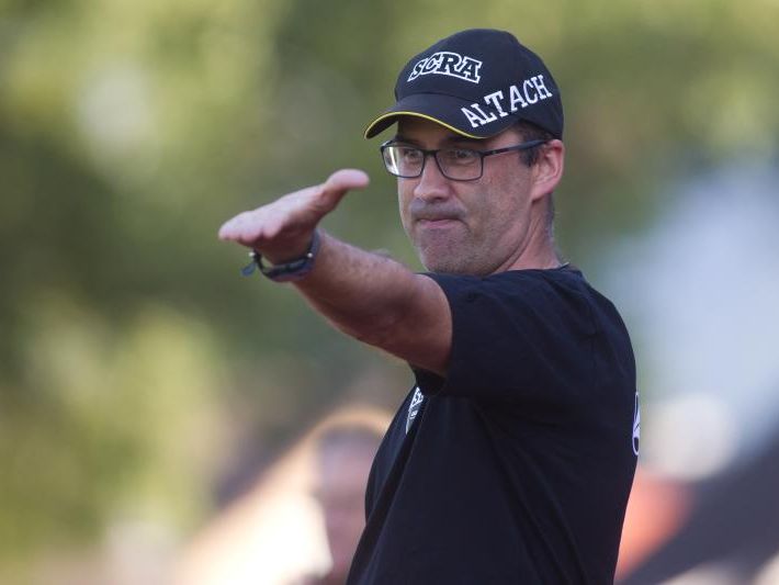 Altach Amateure-Coach Peter Jakubec ist der Wunschkandidat der Rothosen für das Traineramt. Altach Amateure-Coach Peter Jakubec ist der Wunschkandidat der Rothosen für das Traineramt.