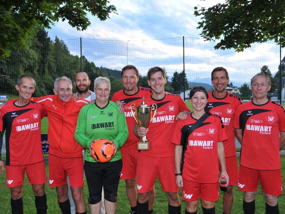 Die Mannschaft "Lehrer" trug sich als neuer Sieger beim Rankweiler Ortsvereinsturnier ein.