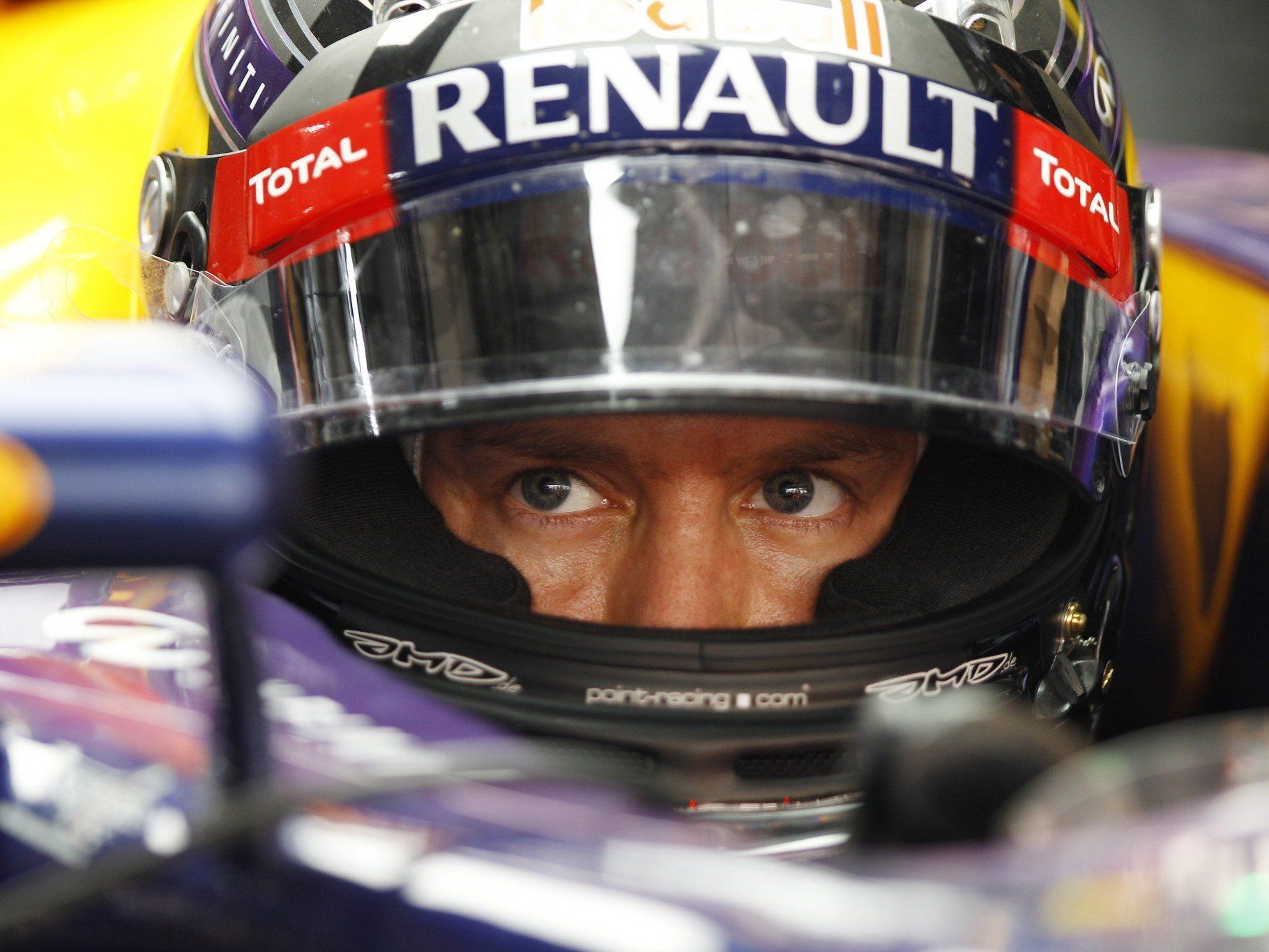 Vettel: Akribische Arbeit auch als vierfacher Champion. Vettel: Akribische Arbeit auch als vierfacher Champion.