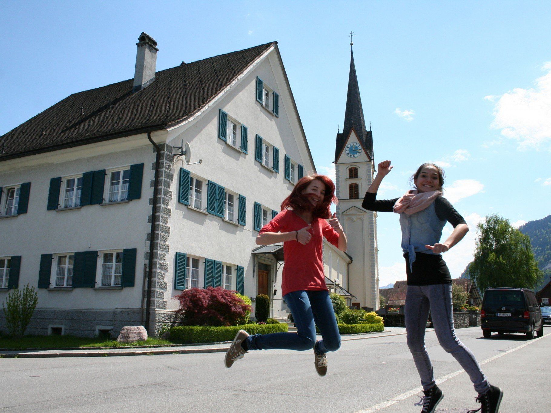 Kirchturmdenken hat kein Platz – Nenzing und Frastanz enarbeiten ein gemeinsames Entwicklungskonzept. Im Bild die Nenzinger Kirche. Kirchturmdenken hat kein Platz – Nenzing und Frastanz enarbeiten ein gemeinsames Entwicklungskonzept. Im Bild die Nenzinger Kirche.