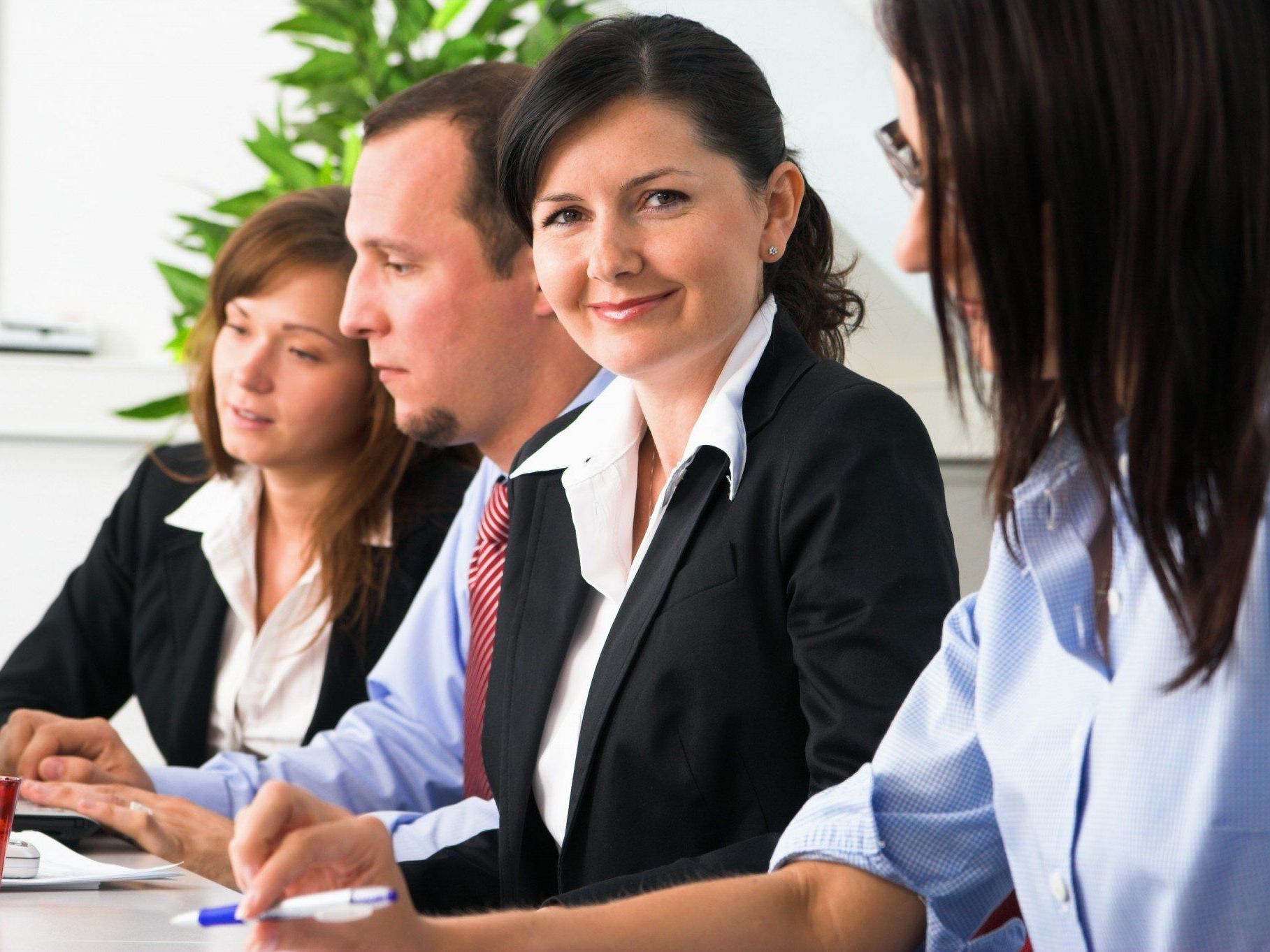 Nominierung zur Wahl zum besten Arbeitgeber noch bis Montag, 21. Oktober möglich. Nominierung zur Wahl zum besten Arbeitgeber noch bis Montag, 21. Oktober möglich.