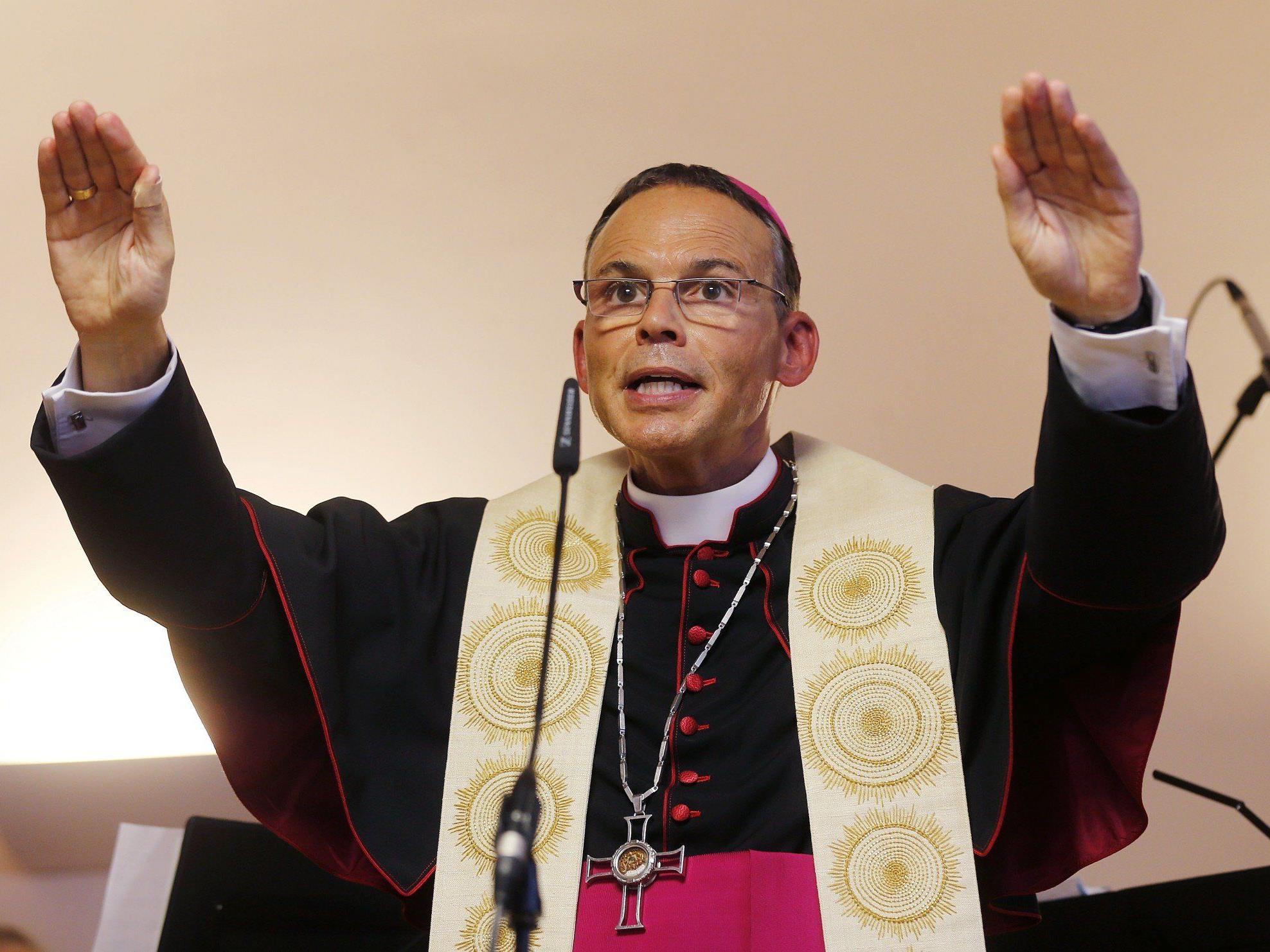 Deutscher Bischof soll falsche eidesstattliche Versicherung abgegeben haben.
