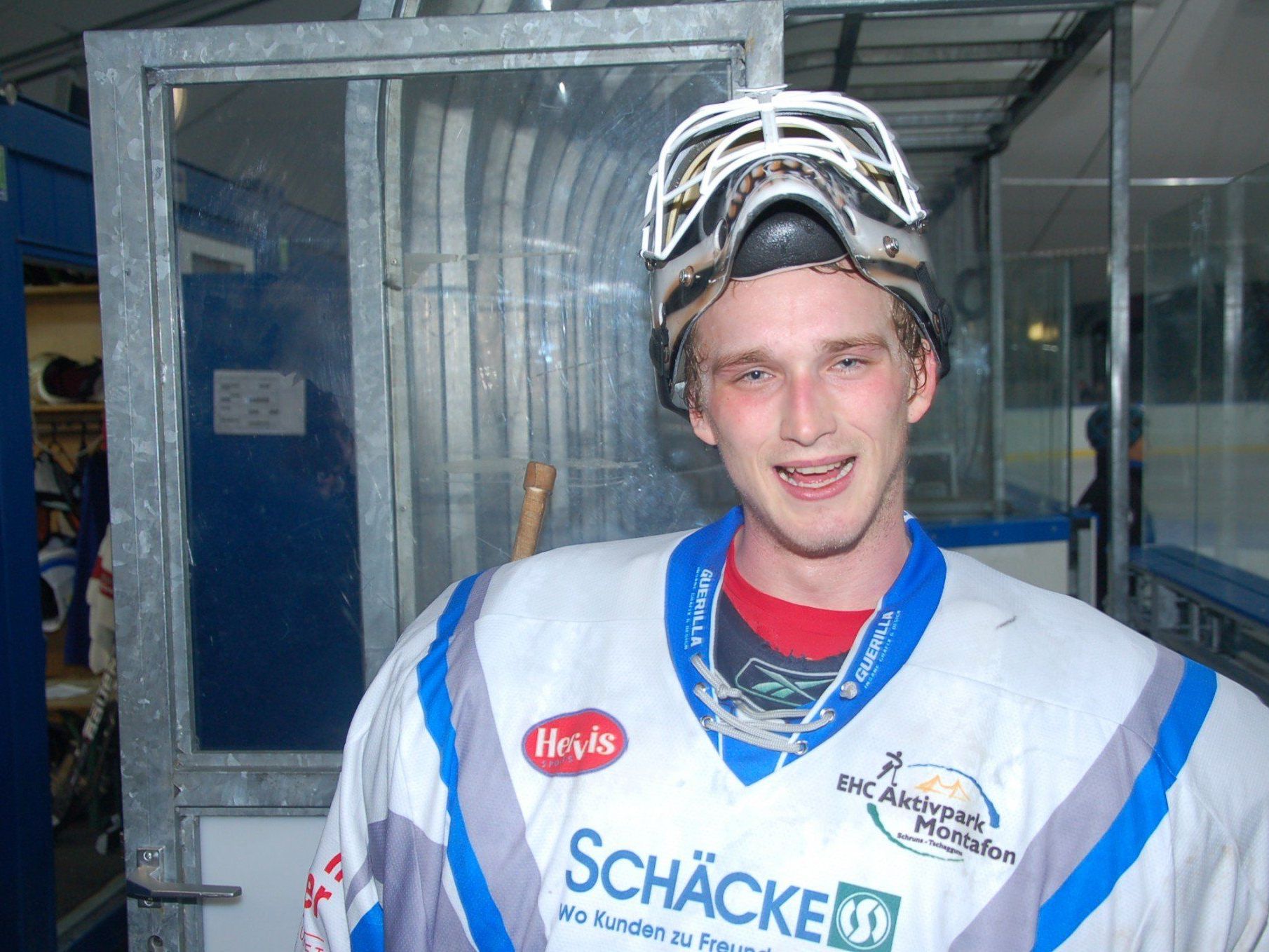 EHC-Goalie Thomas Kurat in Topform EHC-Goalie Thomas Kurat in Topform