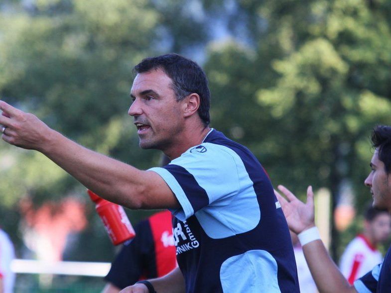 Hard-Coach Oli Schnellrieder hofft im Heimspiel gegen den Tabellenführer Austria Salzburg auf eine Sensation.