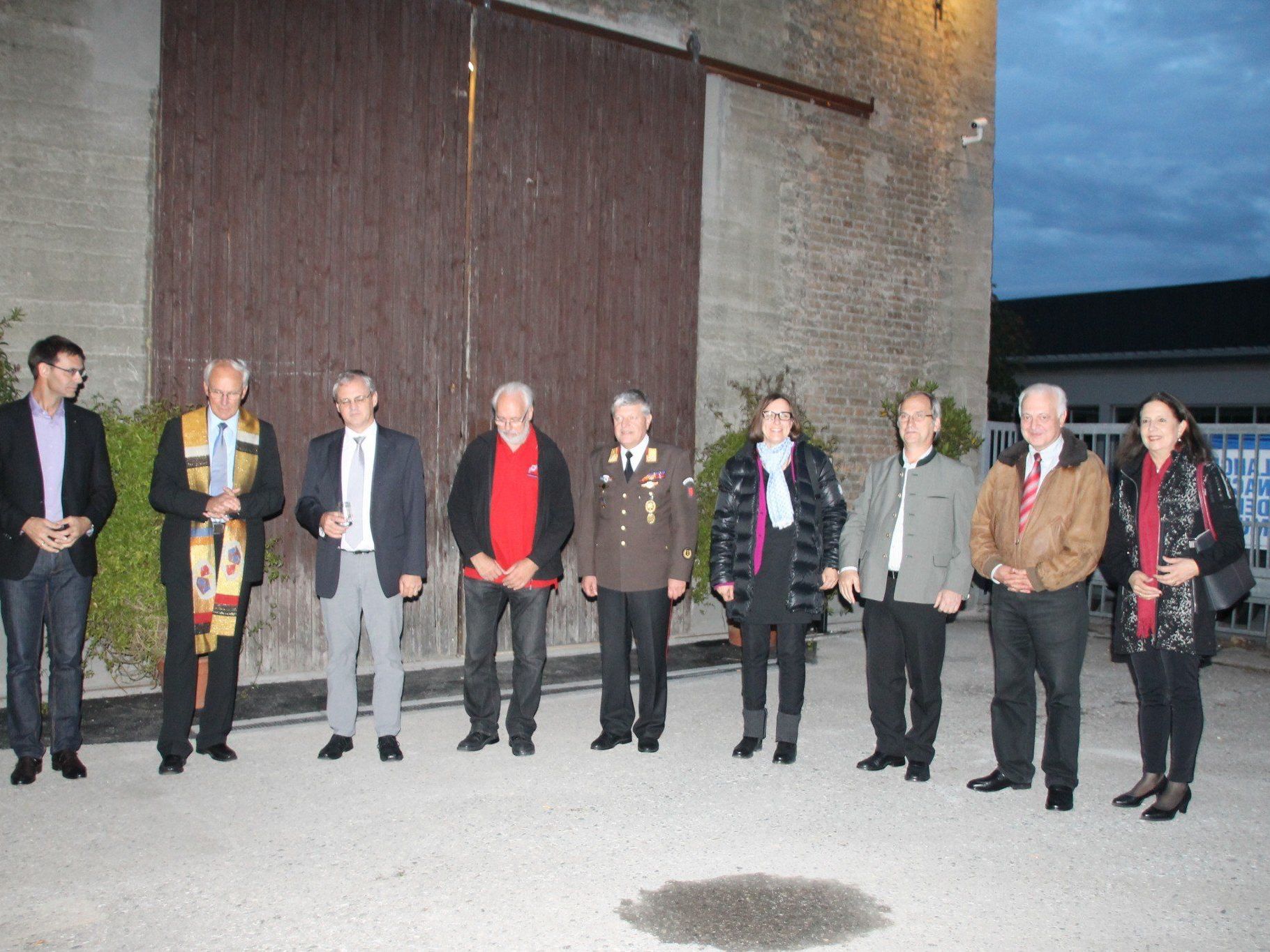 Feierliche Segnung der Fahrzeughalle Feierliche Segnung der Fahrzeughalle