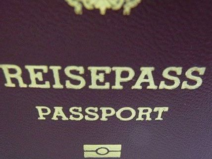 Eine Bande verkaufte gefälschte Reisedokumente Eine Bande verkaufte gefälschte Reisedokumente