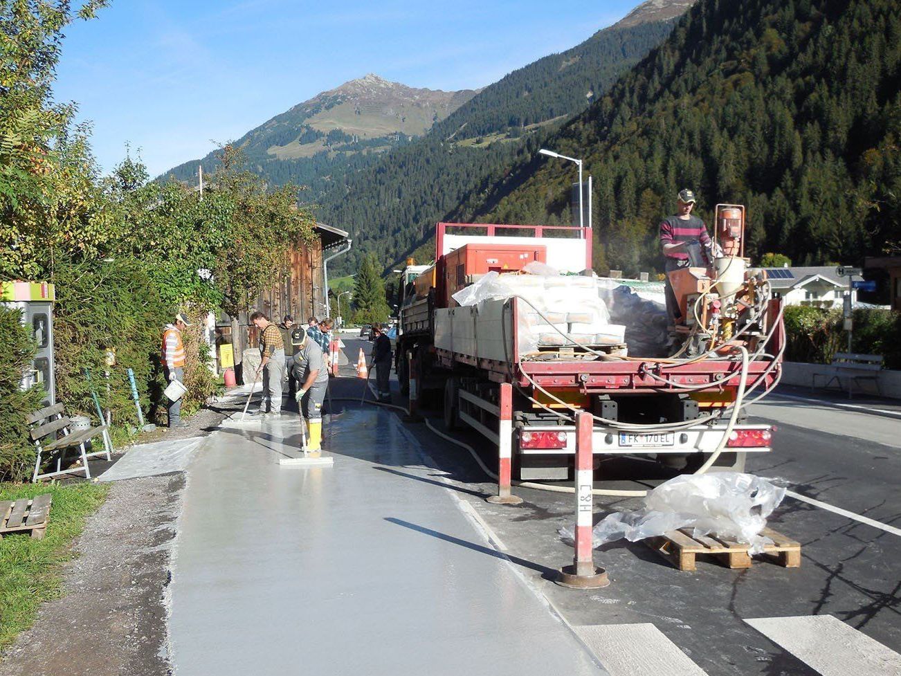 Im Ortsgebiet von Gaschurn wurden Straßen umfassend saniert und ausgebaut. Im Ortsgebiet von Gaschurn wurden Straßen umfassend saniert und ausgebaut.