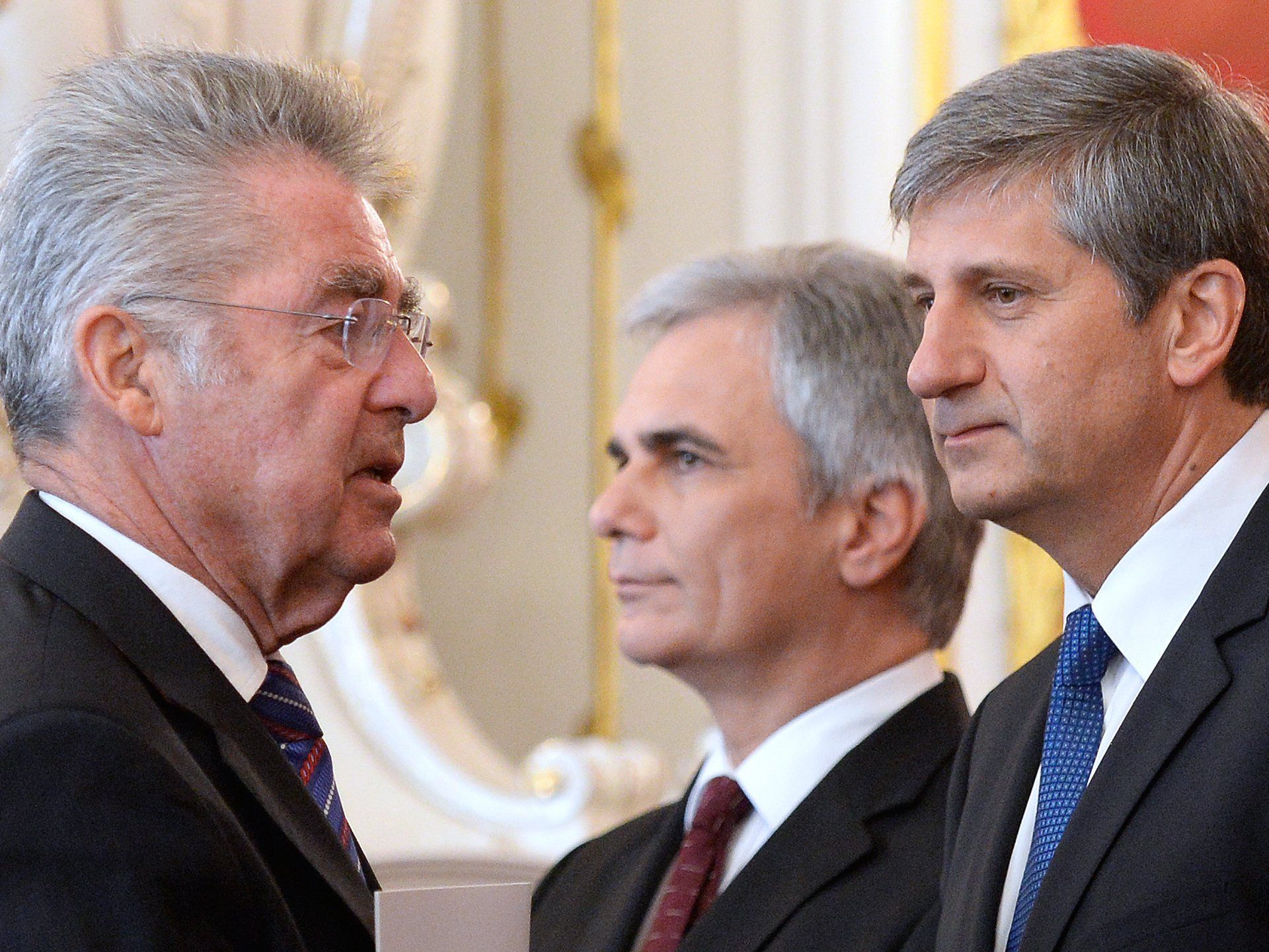Regierungsbildungsauftrag an Faymann am Mittwoch. Regierungsbildungsauftrag an Faymann am Mittwoch.