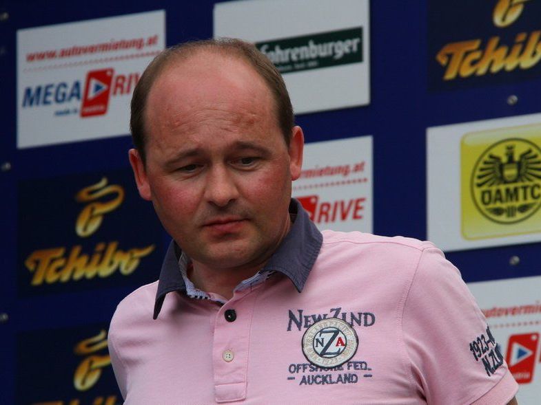 Teammanger Tom Kofler will 2015 mit seiner Mannschaft wieder zweitklassig sein. Teammanger Tom Kofler will 2015 mit seiner Mannschaft wieder zweitklassig sein.