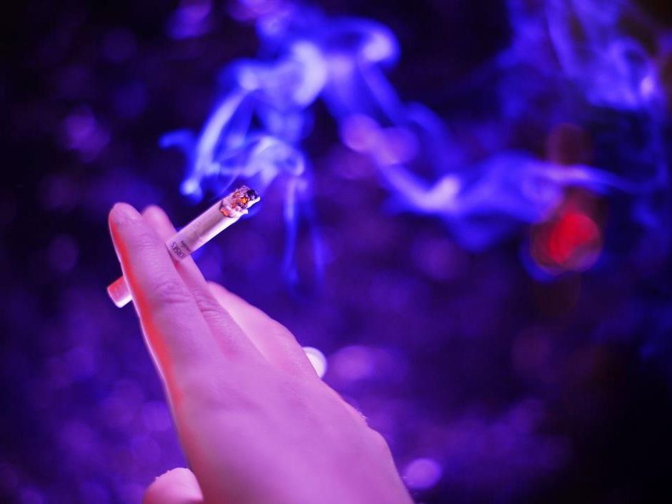 Sollte die Regierung ein generelles Rauchverbot beschließen?