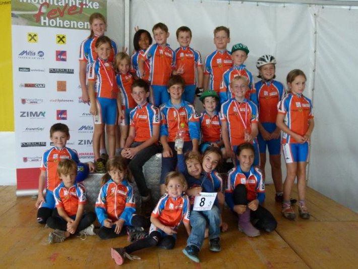 Das Saisonfinale der Mountainbiker in Schuttannen war sehenswert. Das Saisonfinale der Mountainbiker in Schuttannen war sehenswert.