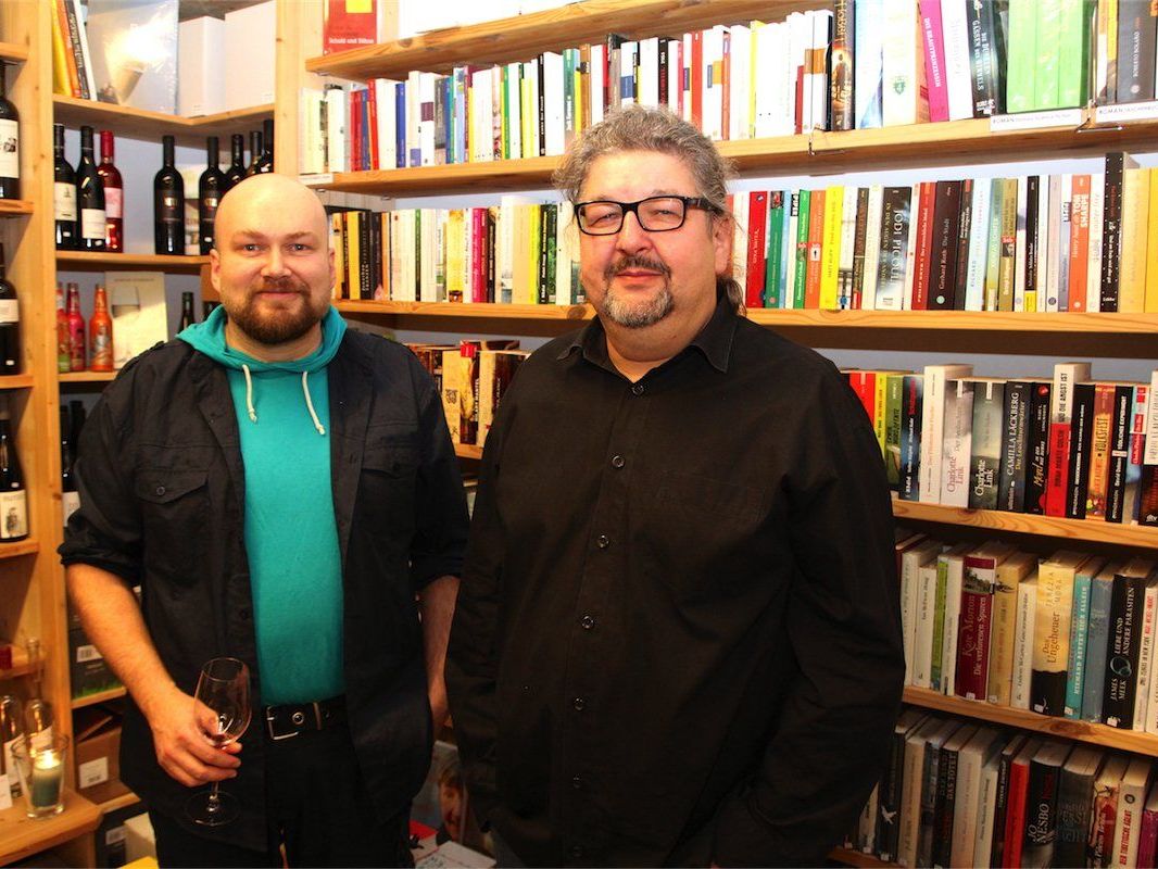 Markus Mörschbacher von "M&M" und Thomas Würbel von "entkorkt und ausgetrunken" luden zu einem gemütlichen Abend Markus Mörschbacher von "M&M" und Thomas Würbel von "entkorkt und ausgetrunken" luden zu einem gemütlichen Abend